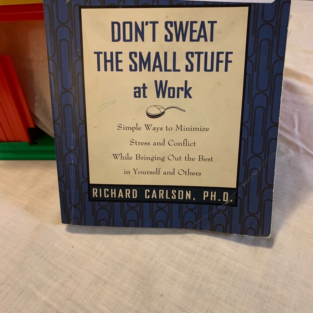 Books - Picture 3 of 4